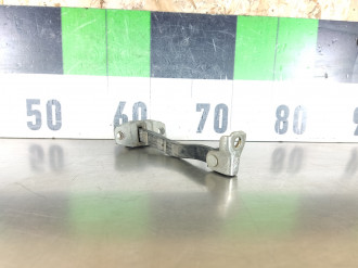 Ограничитель двери задний Mazda Carol 2004-2009