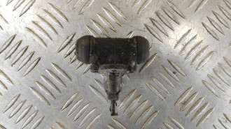 Цилиндр тормозов рабочий Mazda Carol 2004-2009