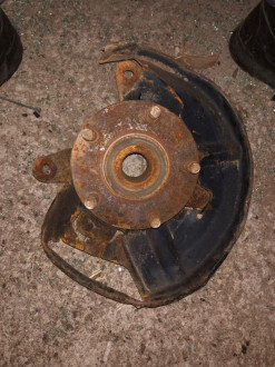 Кулак поворотный передний левый Mazda Cx7 2007-2012