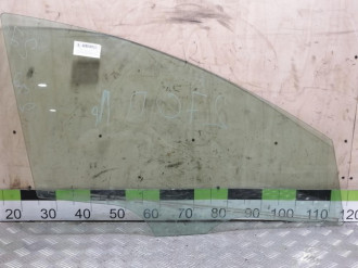 Стекло двери передней правой Mazda Cx7 2007-2012