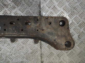 Балка передняя поперечная Mazda Mpv LW ЛВ