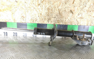 Амортизатор передний правый Mazda Mpv LW ЛВ