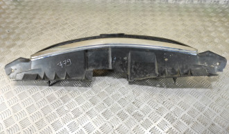 Решетка радиатора Mazda Mpv LW ЛВ