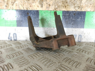 Кронштейн кпп Mazda Mpv LW ЛВ