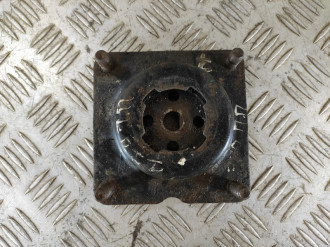 Опора переднего амортизатора Mazda Mpv LW ЛВ