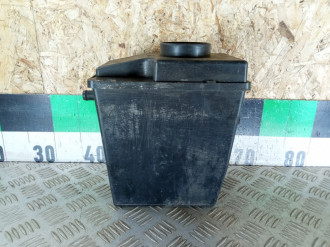 Резонатор воздушного фильтра Mazda Mpv LW ЛВ