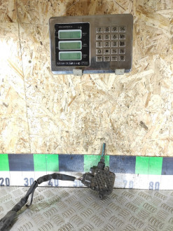 Блок управления вентилятором Mazda Mpv LW ЛВ