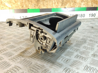 Подстаканник Mazda 6 GG ГГ