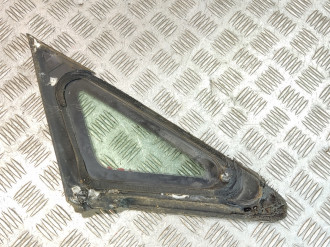 Стекло кузовное глухое переднее левое Mazda Cx7 2007-2012
