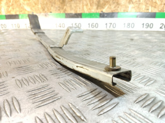 Направляющая стекла Mazda 323 1994-1998