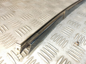 Направляющая стекла Mazda 5 CR