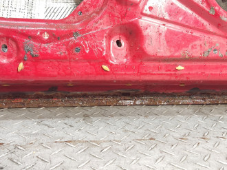 Дверь передняя левая Mazda 323 1994-1998