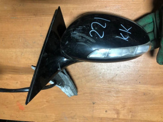 Зеркало левое S 221