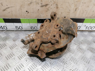 Кулак поворотный передний левый E 124