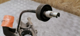 Кулак задний левый S 221