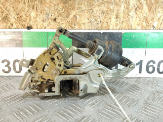 Замок двери задней левой E 210