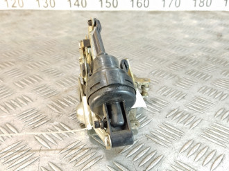 Замок двери задней левой E 210