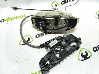 Замок двери задней правой S 221