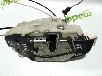 Замок двери задней правой S 221