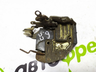 Замок двери передней правой E 124