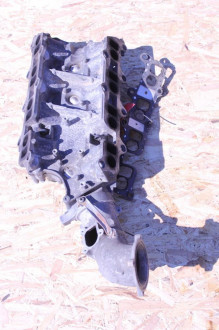 Коллектор впускной Ml 164