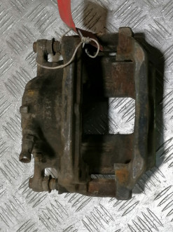 Суппорт передний левый B 246