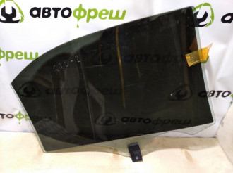 Стекло двери задней левой S 220
