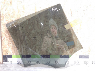 Стекло двери задней левой Ml 164