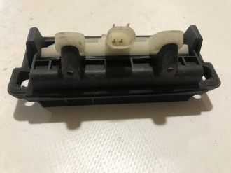 Кнопка открывания багажника S 221