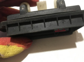 Кнопка открывания багажника S 221