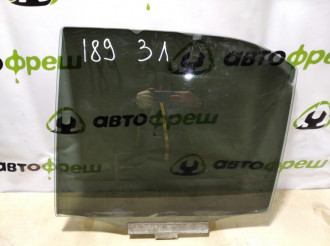 Стекло двери задней левой C 202