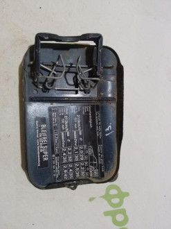 Лючок бензобака S 220