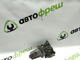 Моторчик стеклоподъемника правый передний E 210