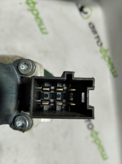 Моторчик стеклоподъемника левый передний S 221