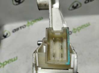 Моторчик стеклоподъемника правый передний Ml 164