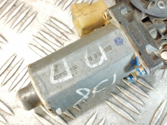 Моторчик стеклоподъемника правый задний Ml 163