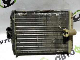 Радиатор отопителя E 210