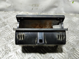 Пепельница задняя в дверь E 210