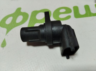 Датчик распредвала S 221