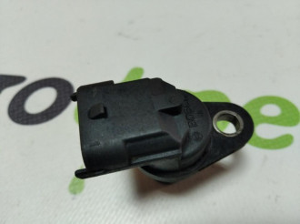 Датчик распредвала S 221