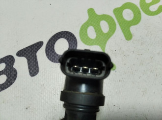 Датчик распредвала S 221