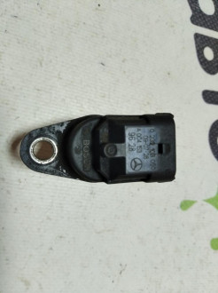 Датчик распредвала S 221