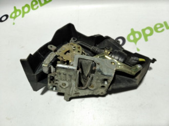 Замок двери задней левой C 202