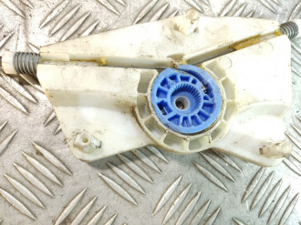 Стеклоподъемник задний левый S 221