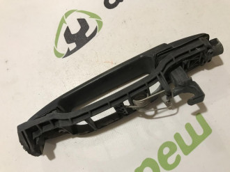 Ручка двери задней левой C 202