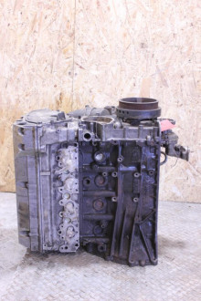 Двигатель E 210
