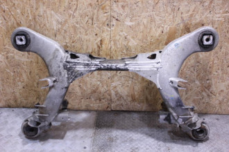 Балка задняя E 211