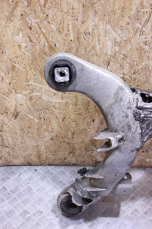 Балка задняя E 211