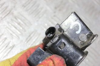 Замок капота Clk 209