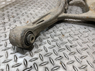 Рычаг задний нижний левый Ml 164